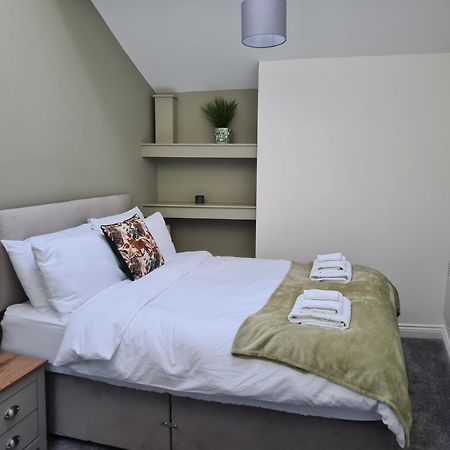 Modern River View Mytholmroyd Apartment Екстериор снимка