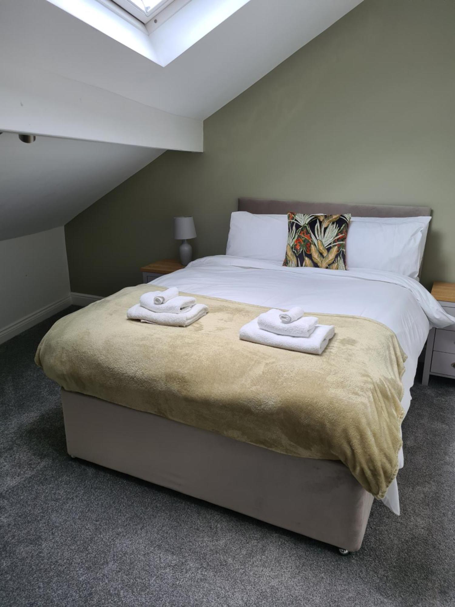 Modern River View Mytholmroyd Apartment Екстериор снимка